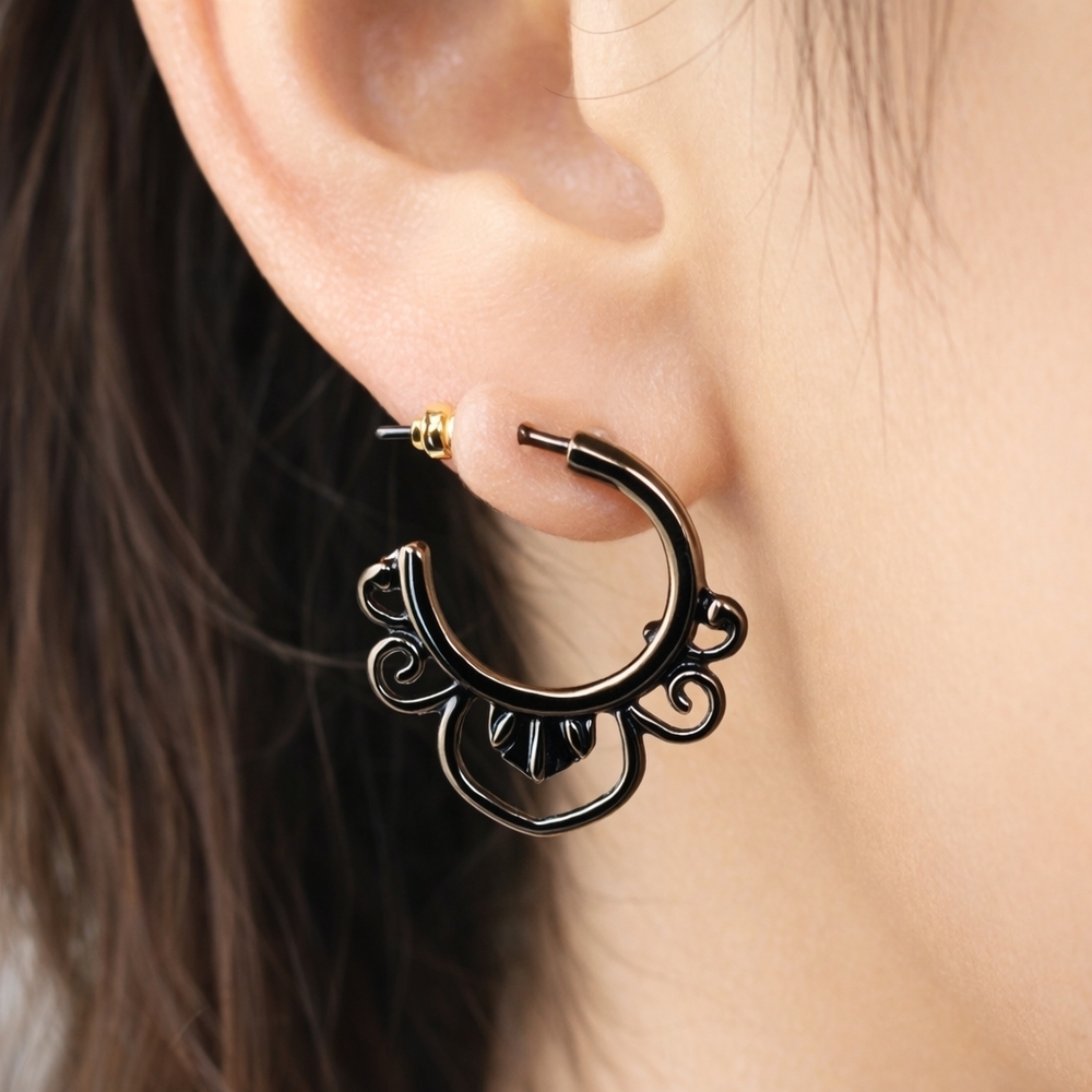 Stunning Polished Gold-Tone Open Hoop Design Earrings for a Chic Look